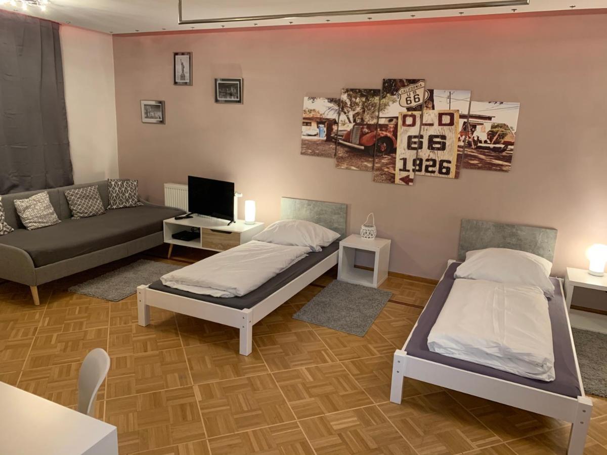 Aschaffapartment 4 Schlafzimmer Bis 10 Personen Bei Aschaffenburg Mainaschaff Экстерьер фото