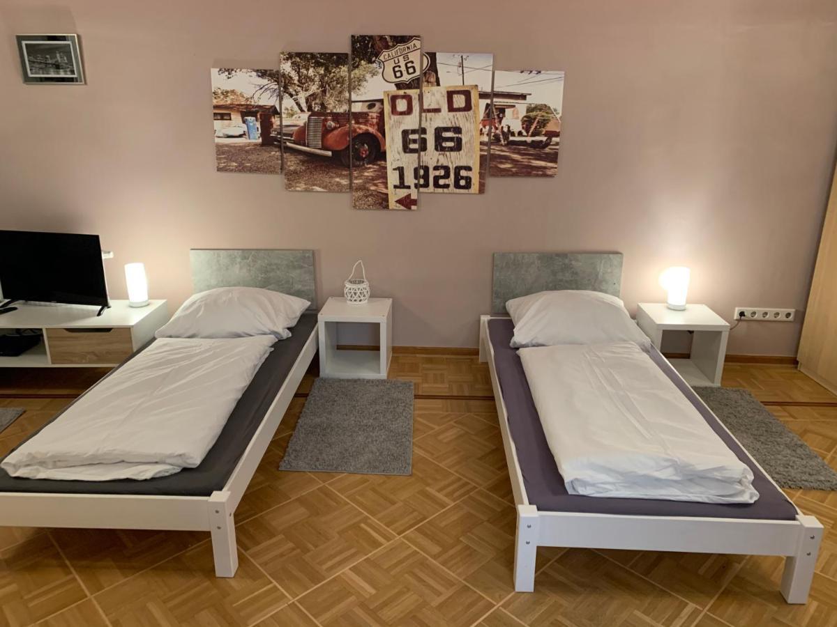 Aschaffapartment 4 Schlafzimmer Bis 10 Personen Bei Aschaffenburg Mainaschaff Экстерьер фото