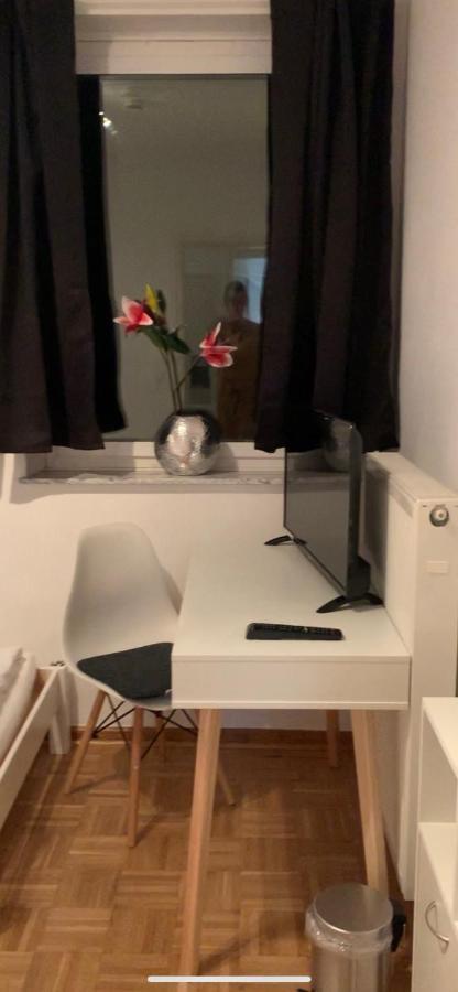 Aschaffapartment 4 Schlafzimmer Bis 10 Personen Bei Aschaffenburg Mainaschaff Экстерьер фото
