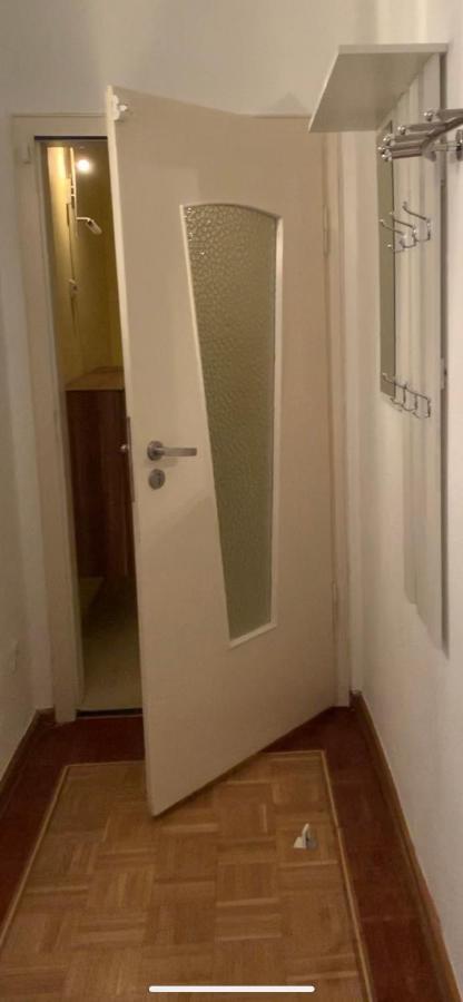 Aschaffapartment 4 Schlafzimmer Bis 10 Personen Bei Aschaffenburg Mainaschaff Экстерьер фото