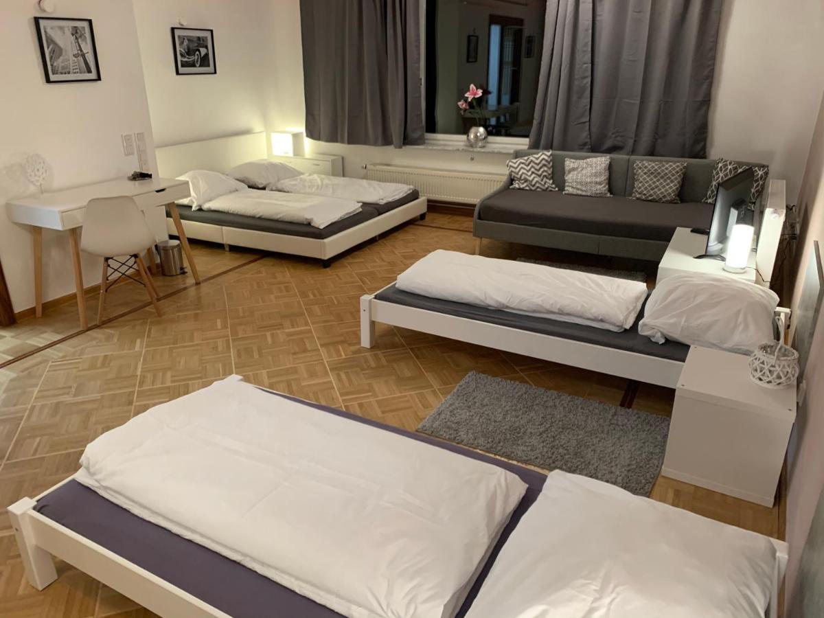 Aschaffapartment 4 Schlafzimmer Bis 10 Personen Bei Aschaffenburg Mainaschaff Экстерьер фото