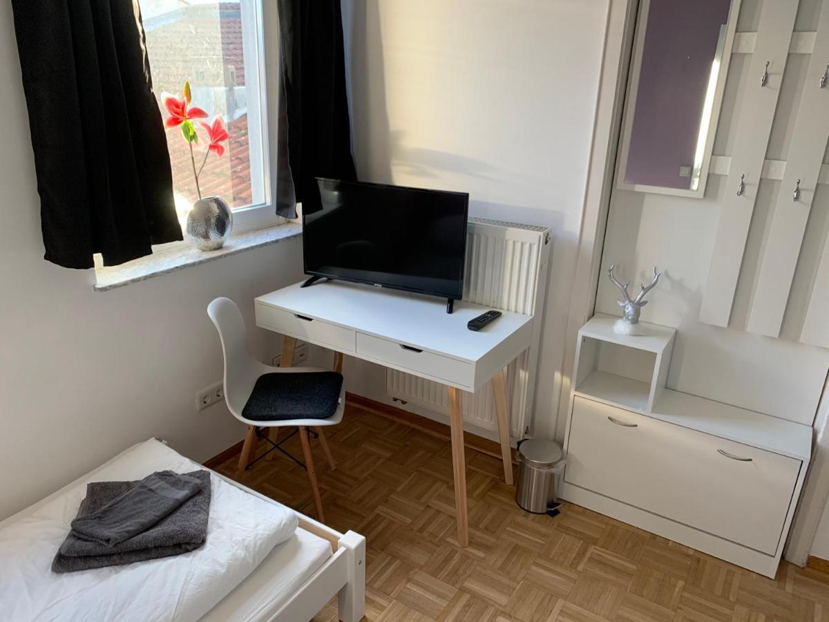 Aschaffapartment 4 Schlafzimmer Bis 10 Personen Bei Aschaffenburg Mainaschaff Экстерьер фото