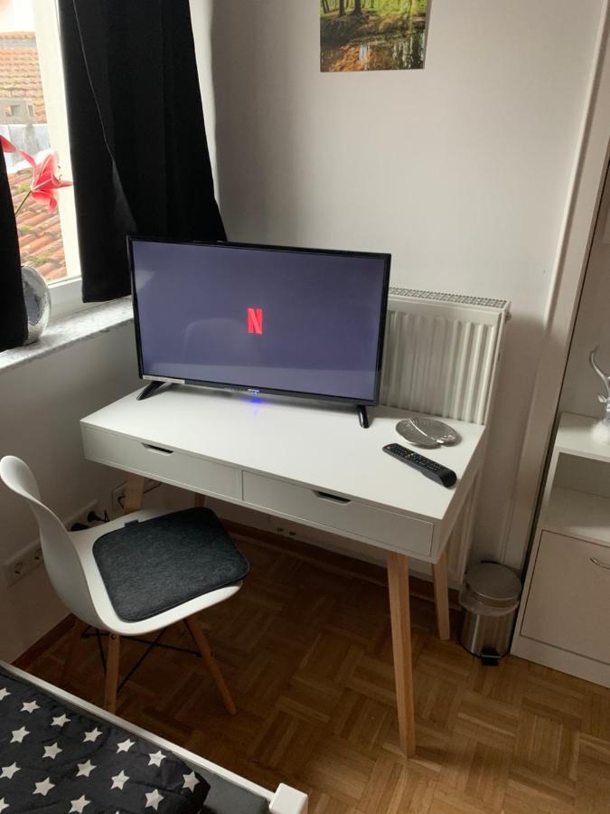 Aschaffapartment 4 Schlafzimmer Bis 10 Personen Bei Aschaffenburg Mainaschaff Экстерьер фото